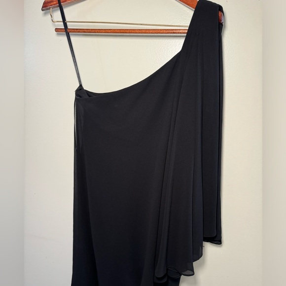 Lauren Ralph Lauren off the shoulder jumpsuit size 8 - Picture 3 of 6